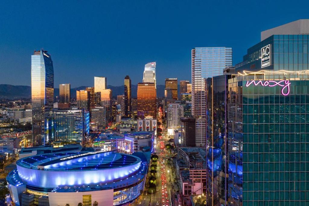 AC Hotel Downtown Los Angeles-view
