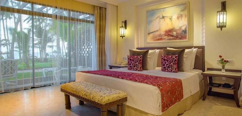 Camera Sarova Whitesands Beach Resort & Spa Restaurant