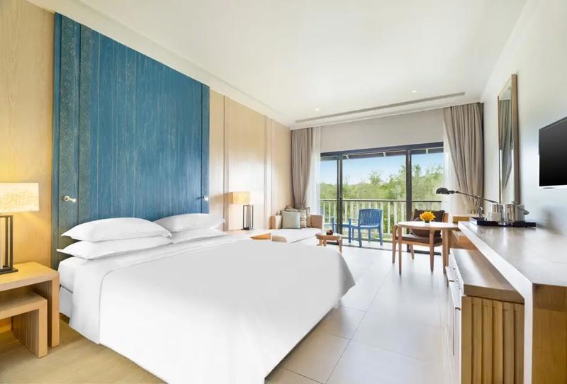 Cazare Dusit Thani Beach Resort