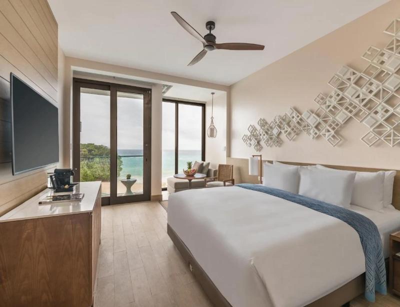 Crimson Resort & Spa Boracay