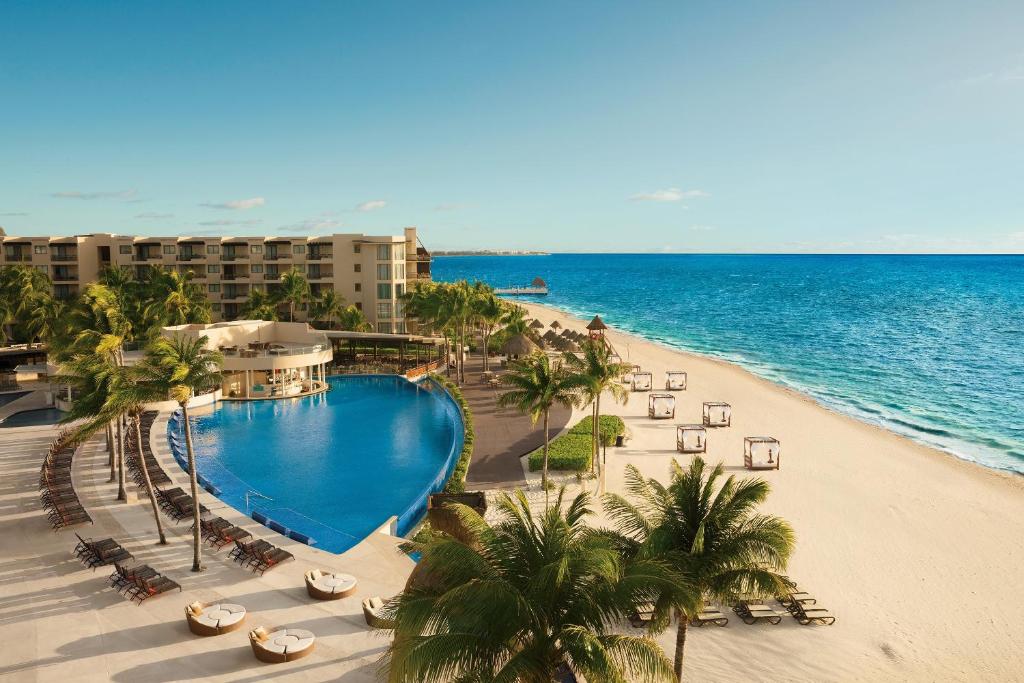 Riu Plaza Manhattan Times Square & Dreams Riviera Cancun