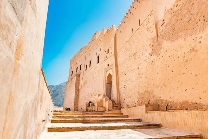 Fortăreață istorică din piatră – monument arhitectural din Salalah, Oman