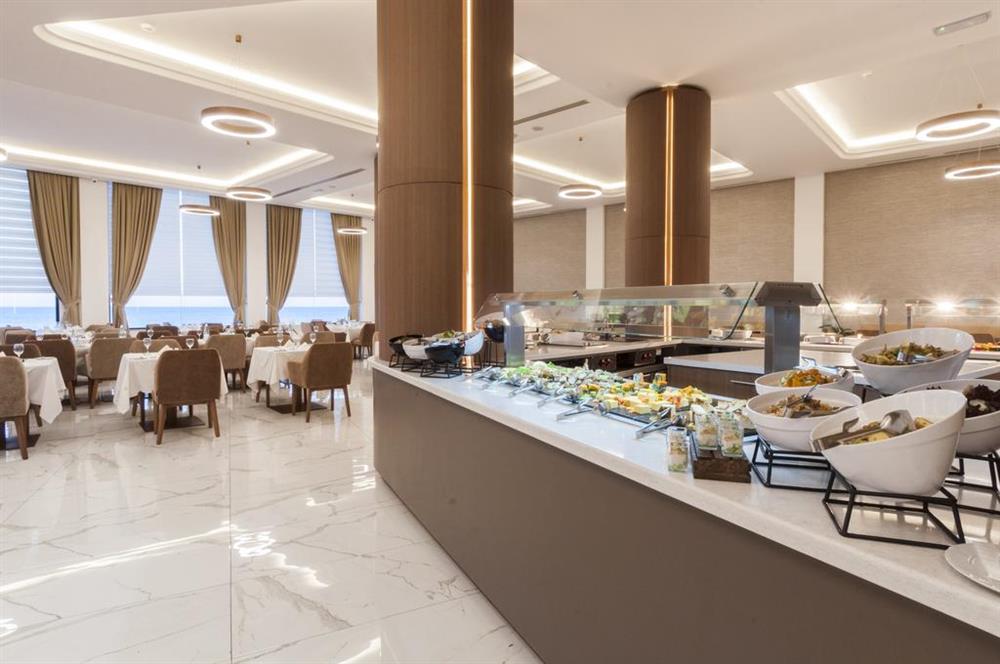 Golden Tulip Vivaldi Hotel
