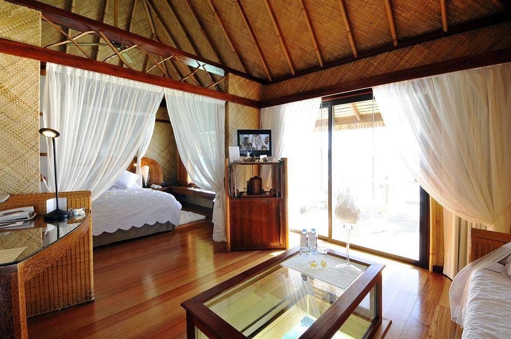 Intercontinental Bora Bora Le Moana Resort