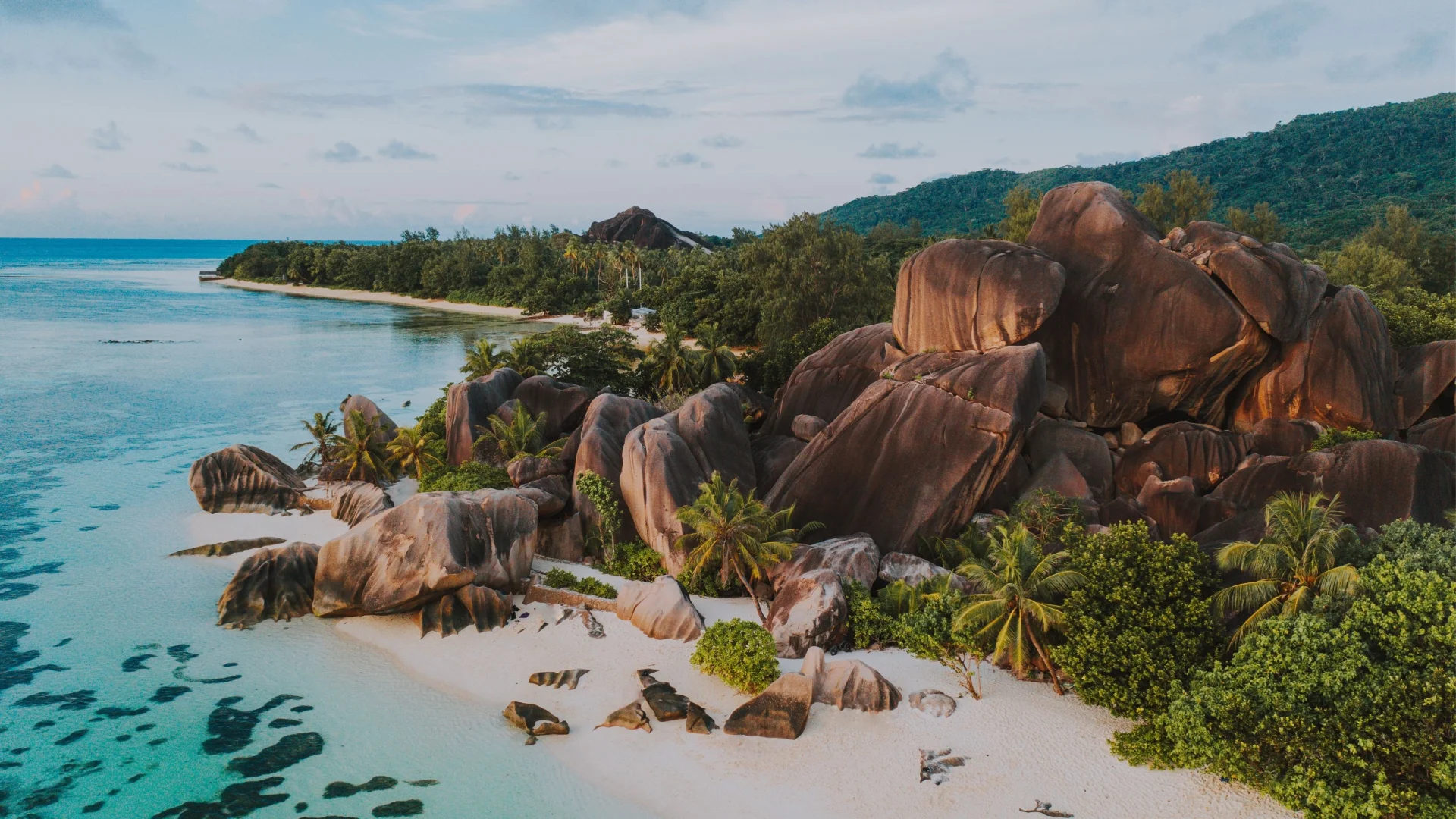 Island Hopping Seychelles – Anse Source d'Argent, insula La Digue, stânci granitice