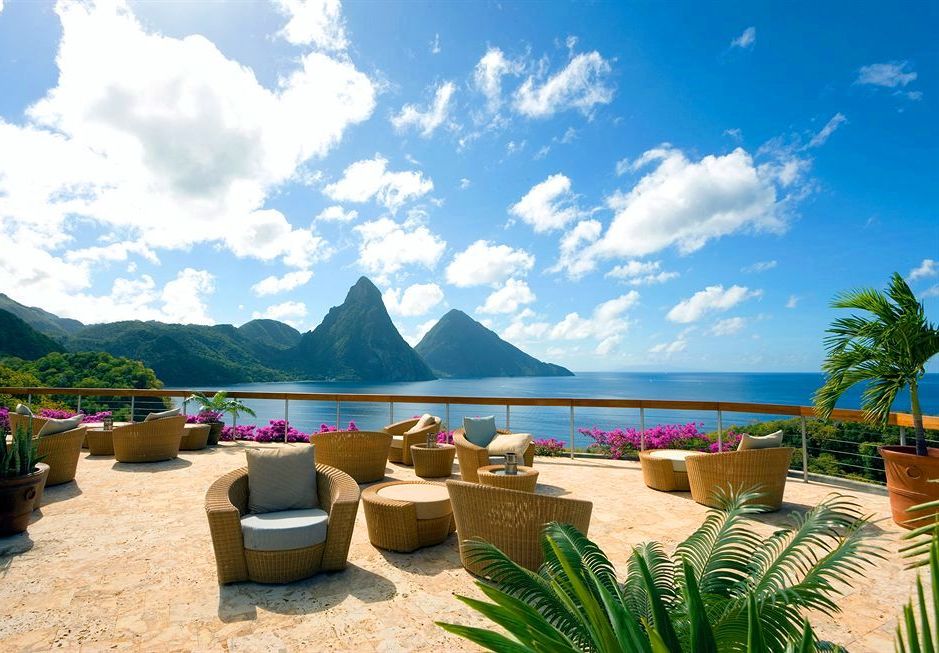 Jade Mountain Resort