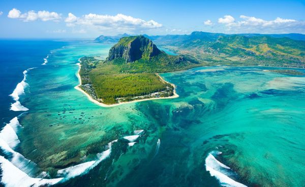 Circuit Mauritius si Dubai - Plaje tropicale si experiente urbane premium