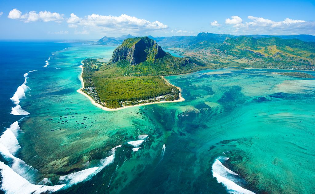 Combina Mauritius si Dubai