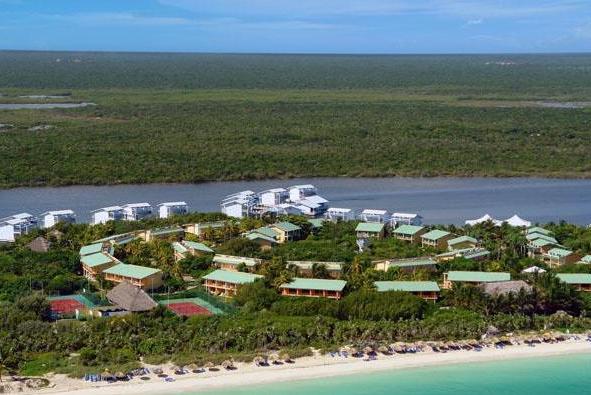 Hotel Nacional de Cuba & Melia Cayo Coco