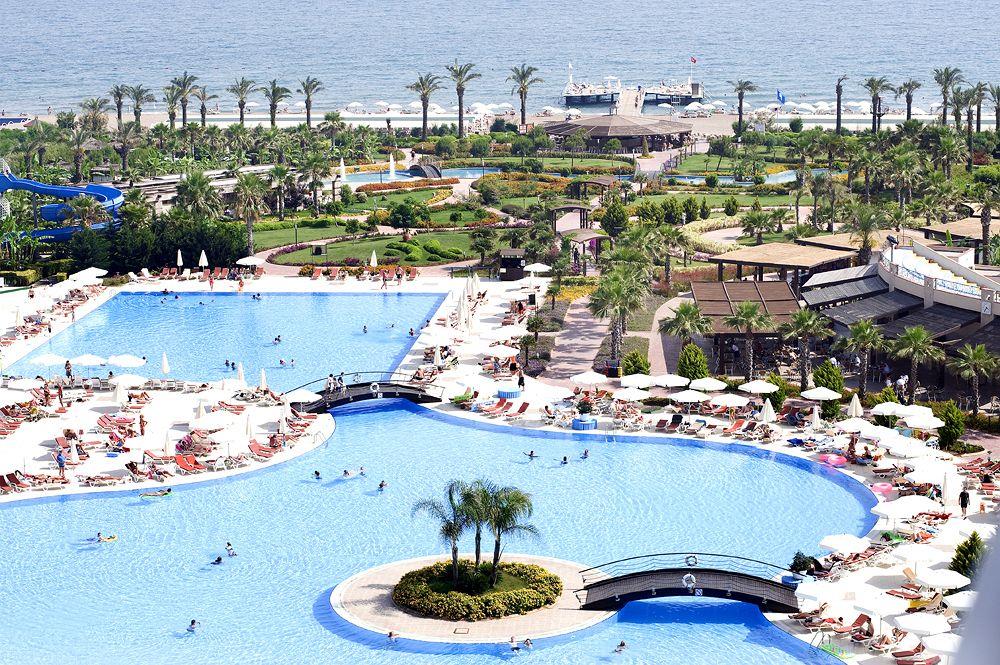 Miracle Resort