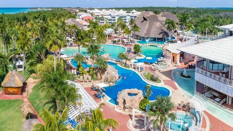 Ofertă Royalton Hicacos Resort & Spa Adults Only