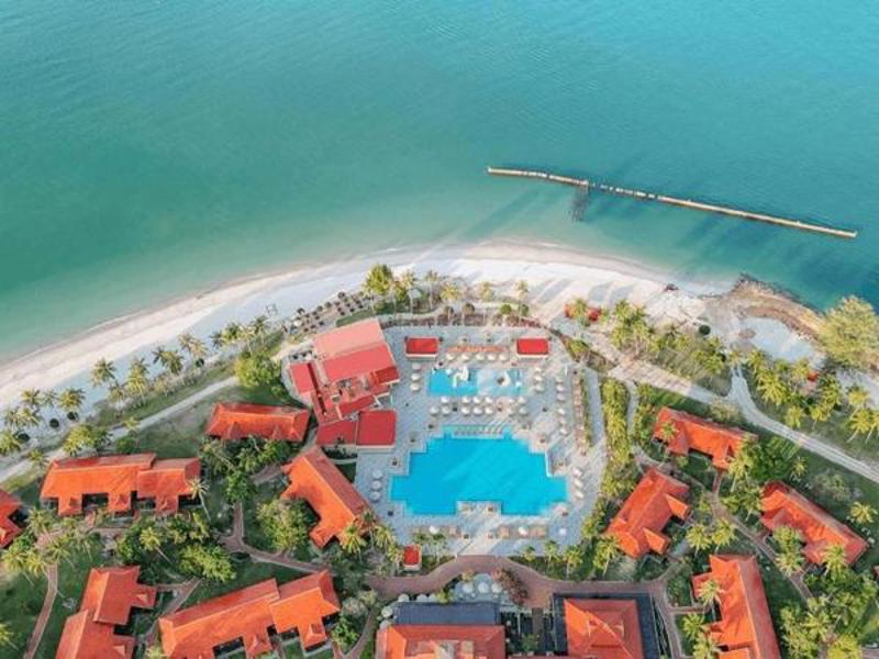 Pullman Kuala Lumpur City Centre Hotel & Pelangi Beach Resort