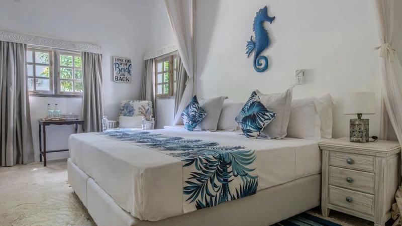 Plajă Nomad Beach Resort