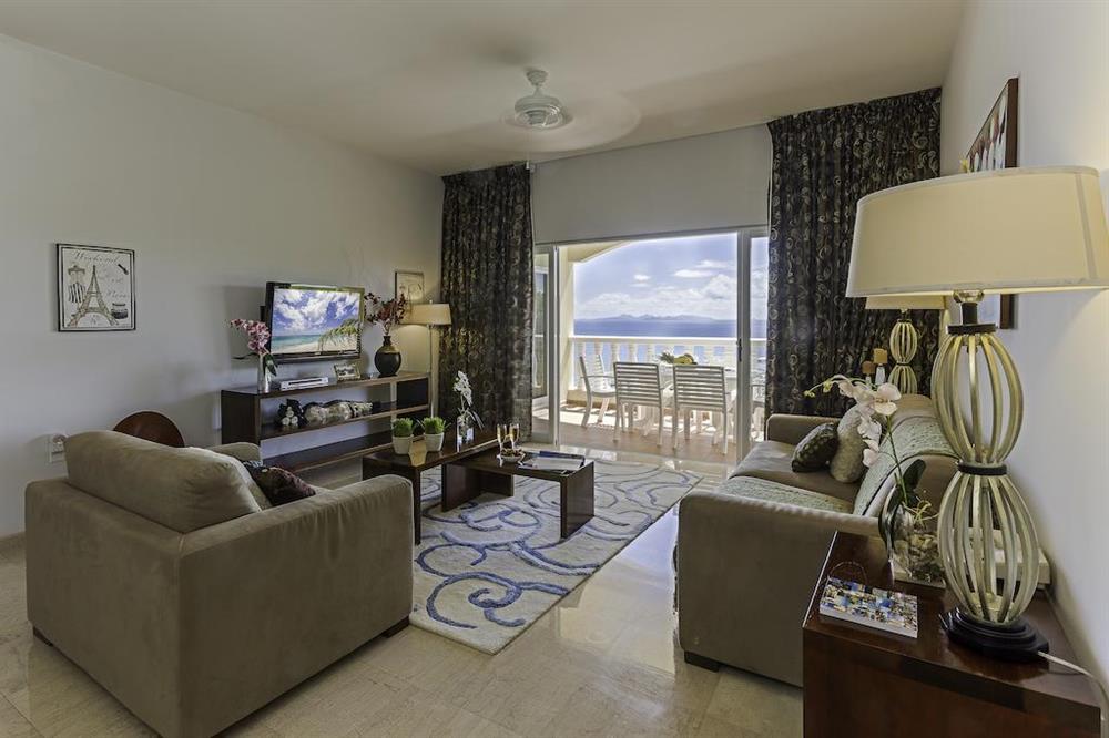 Princess Heights Luxury Condo Hotel