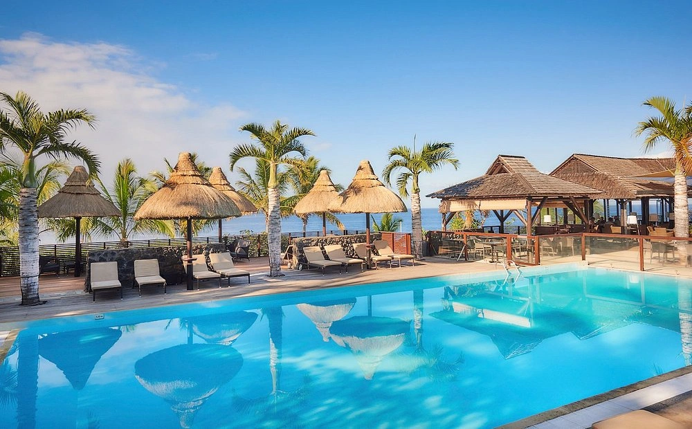 Iloha Seaview Hotel